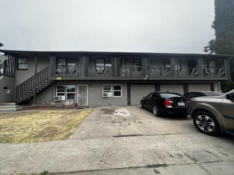 1939 E Simpson Ave, Fresno, CA 93703