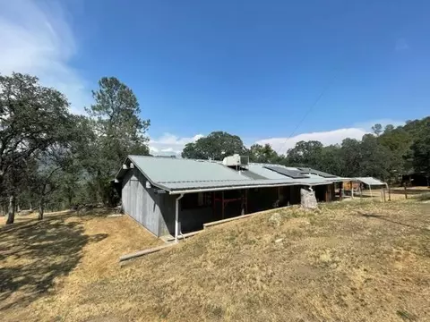 28174 Teresa Springs Rd, Tollhouse, CA 93667