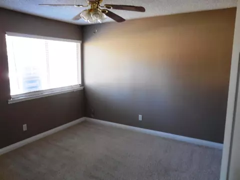 4759 N Cedar Ave #102, Fresno, CA 93726
