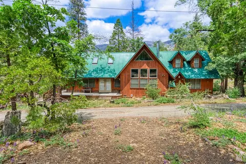 52218 Elder Rd, Shaver Lake, CA 93664