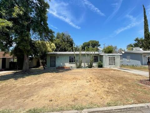 2013 E Buckingham Way, Fresno, CA 93726