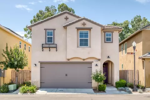 3780 Savant Ln, Clovis, CA 93619 photo 1