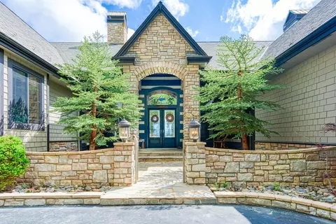 42387 Canyon Vista Ln, Shaver Lake, CA 93664