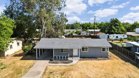 27186 Saunders Rd, Madera, CA 93637 photo 1