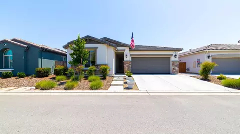 969 Skylar Ln, Clovis, CA 93619 photo 1