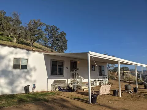 9 Hidden Hollow Ln, Tollhouse, CA 93667