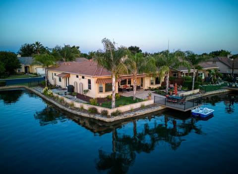 4691 N Windward Way, Clovis, CA 93619