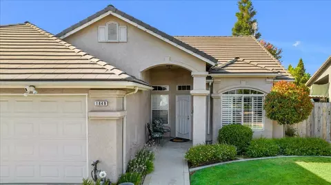 1849 Athens Ave, Clovis, CA 93611 photo 1