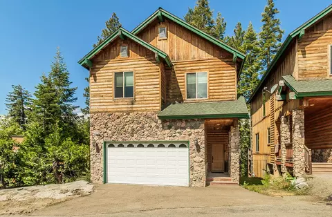 40714 Village Pass Ln, Shaver Lake, CA 93664