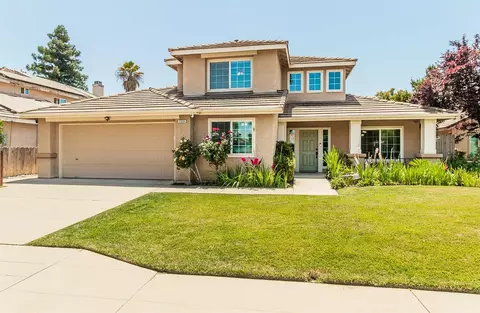 2694 Burlingame Ave, Clovis, CA 93611