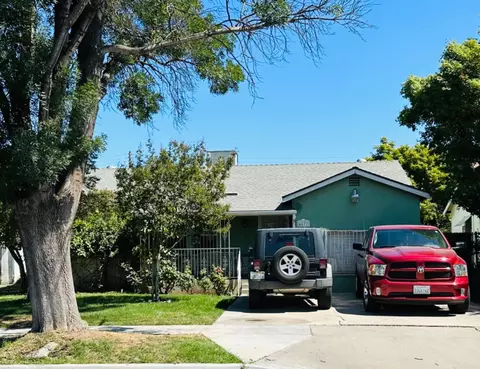 4677 E Lane Ave, Fresno, CA 93702