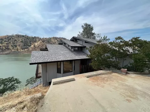 28359 Sky Harbour Dr, Friant, CA 93626