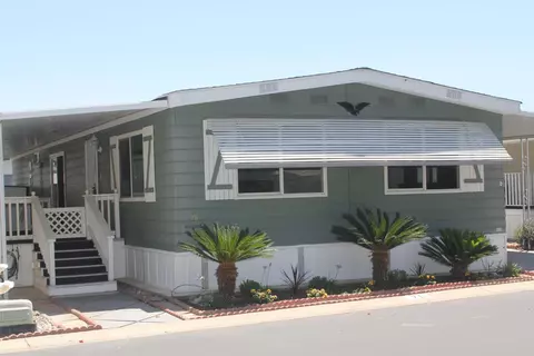 1001 Sylmar Ave #76, Clovis, CA 93612