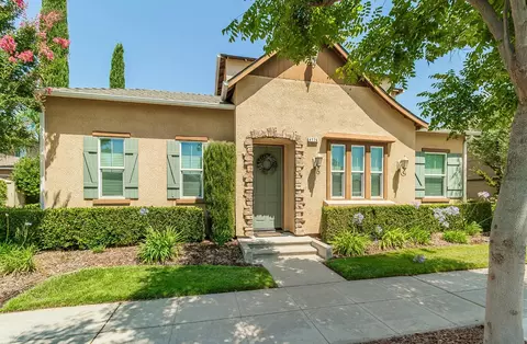 4179 Harlan Ranch Blvd, Clovis, CA 93619 photo 1