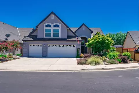 2632 Pico Ave, Clovis, CA 93611