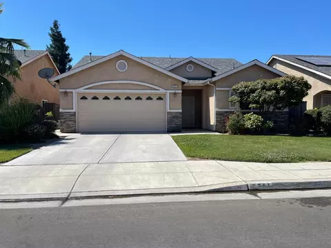 5261 W Norwich Ave, Fresno, CA 93722
