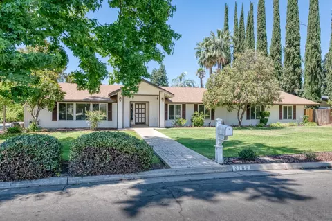 2766 W Beechwood Ave, Fresno, CA 93711
