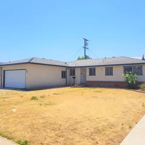 1732 Harvard Ave, Clovis, CA 93612