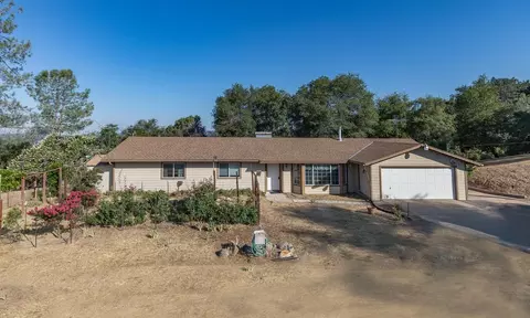 5793 Cascade Creek Fall, Mariposa, CA 95338