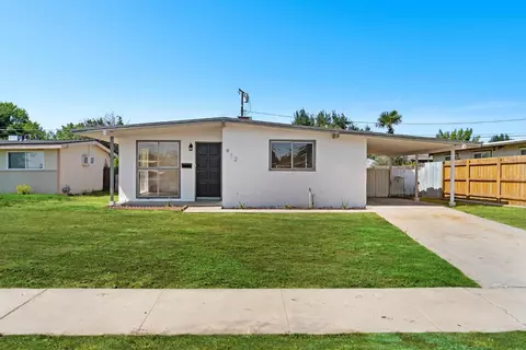 912 W Neville St, Hanford, CA 93230