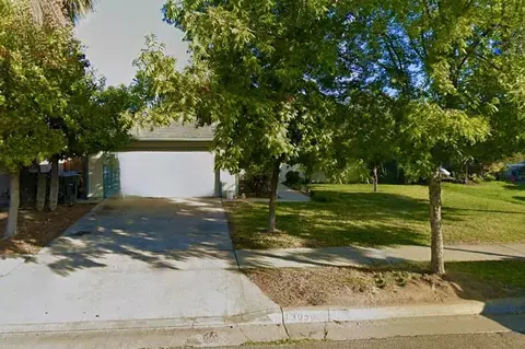 1305 Wessmith Way, Madera, CA 93638