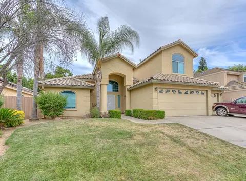 6142 N Gentry Ave, Fresno, CA 93711
