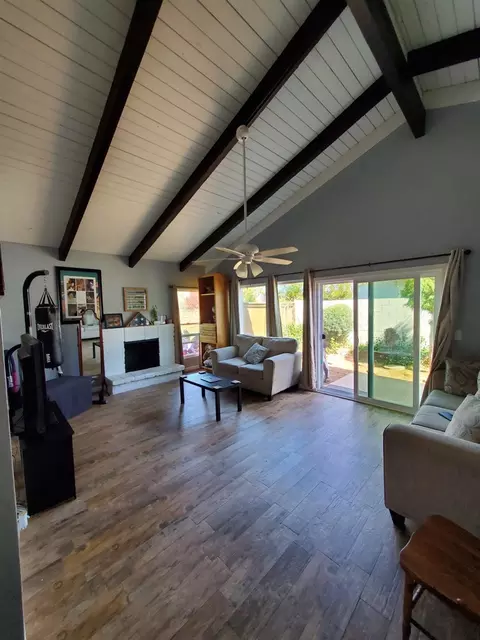 317 W Sierra Ave #104, Fresno, CA 93704