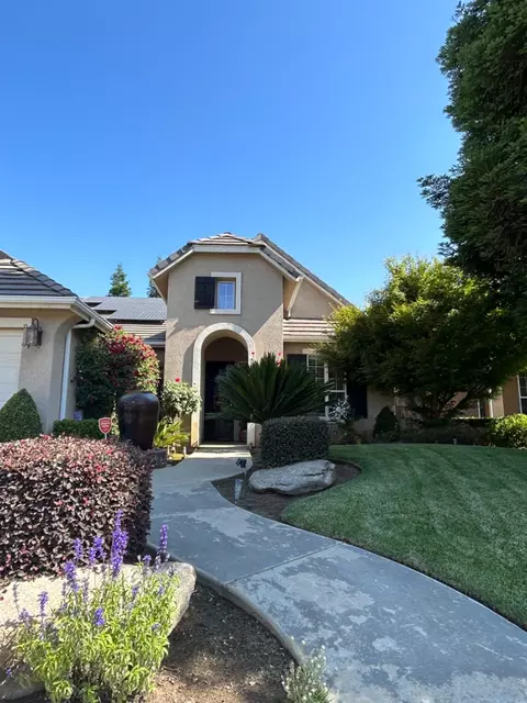 2941 Morris Ave, Clovis, CA 93611