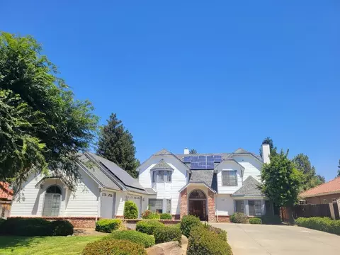 284 Hill View Ln, Coalinga, CA 93210