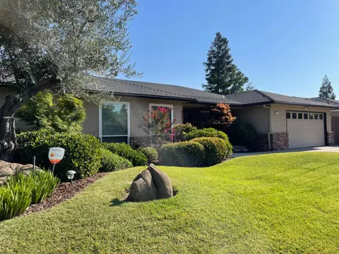 1284 W Magill Ave, Fresno, CA 93711
