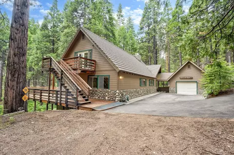7663 Forest, Fish Camp, CA 93623