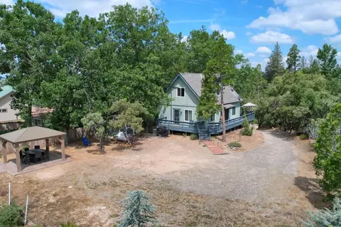 39303 Manzanita Dr, Oakhurst, CA 93644