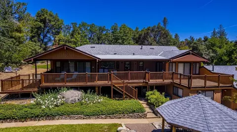 49950 Sunset Dr, Coarsegold, CA 93614