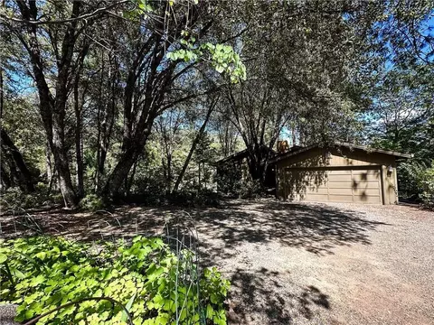 5164 Chowchilla Mountain Rd, Mariposa, CA 95338