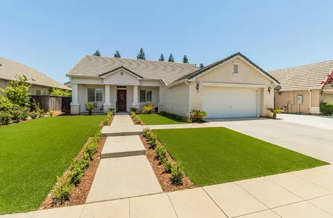 1831 N Twinberry Ave, Clovis, CA 93619 photo 1