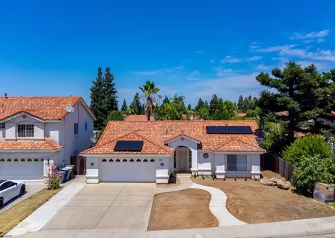 5774 W Corona Ave, Fresno, CA 93722