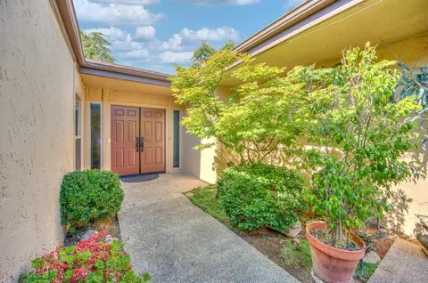 5322 N Colonial Ave #101, Fresno, CA 93704