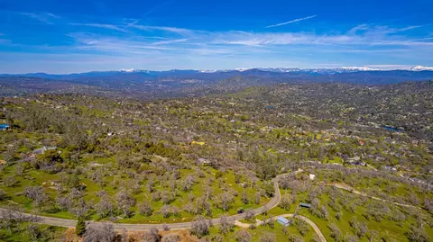 1 John Muir Dr, Coarsegold, CA 93614