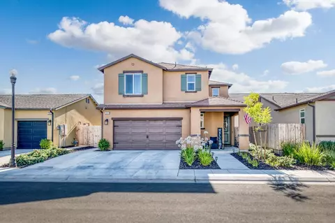 826 El Dorado Ave, Clovis, CA 93619