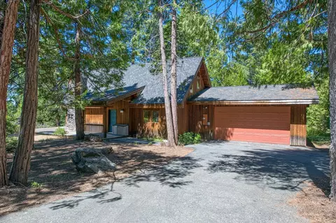 42110 E Granite Ledge, Shaver Lake, CA 93664