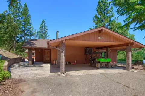51350 Little Lake Rd, Oakhurst, CA 93644
