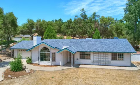 41835 Dillon Cir, Ahwahnee, CA 93601