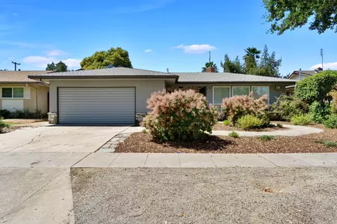 1215 E Barstow Ave, Fresno, CA 93710
