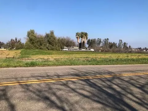 2 Road 35, Madera, CA 93636