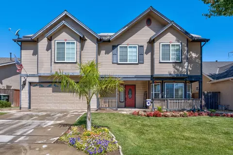 6679 N Bain Ave, Fresno, CA 93722