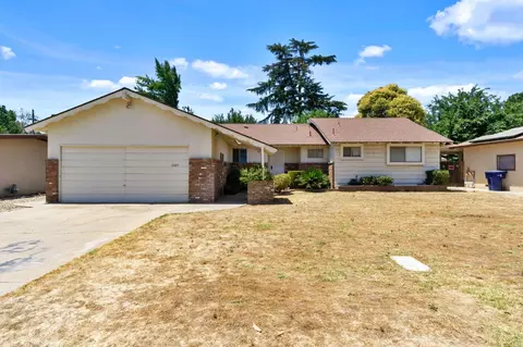 5527 N Del Mar Ave, Fresno, CA 93704