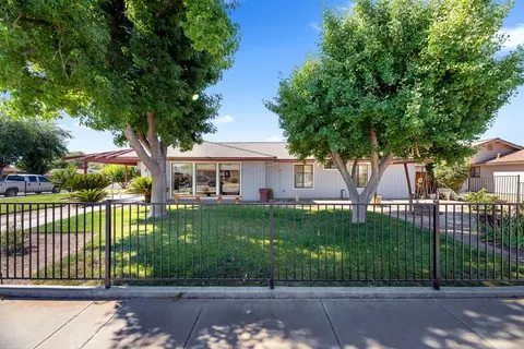 305 Monroe St, Coalinga, CA 93210