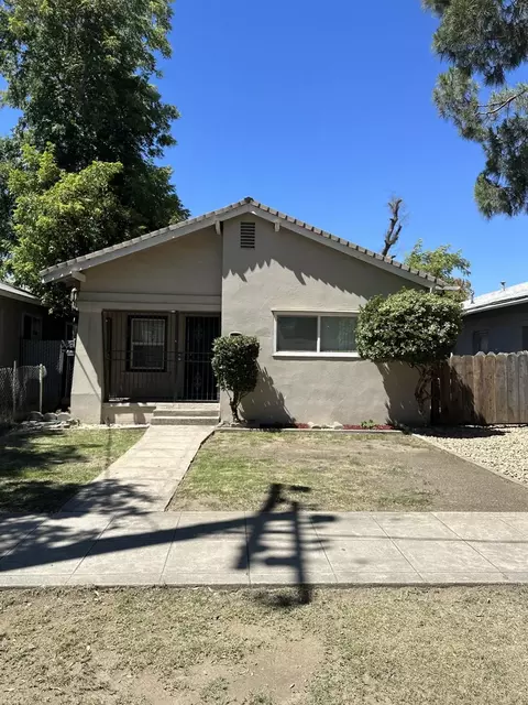 1623 E Webster Ave, Fresno, CA 93728
