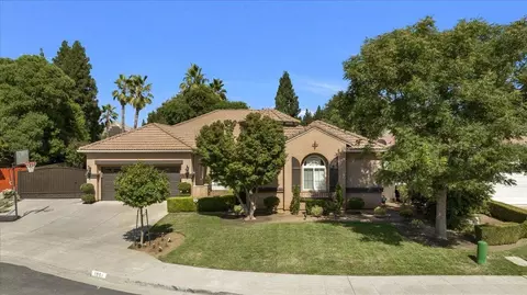 1651 N Magnolia Ave, Clovis, CA 93619