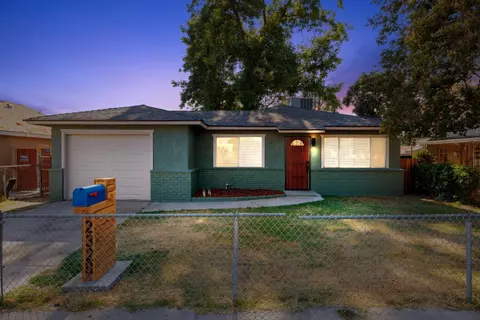 2320 S Ivy Ave, Fresno, CA 93706